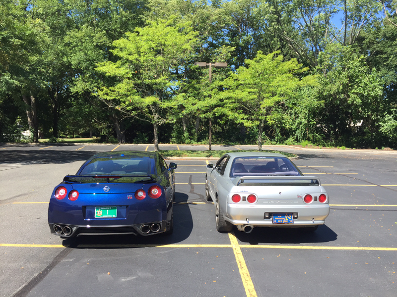 Illustration for article titled I Compared My 1990 Nissan Skyline GT-R To A 2015 Nissan GT-R